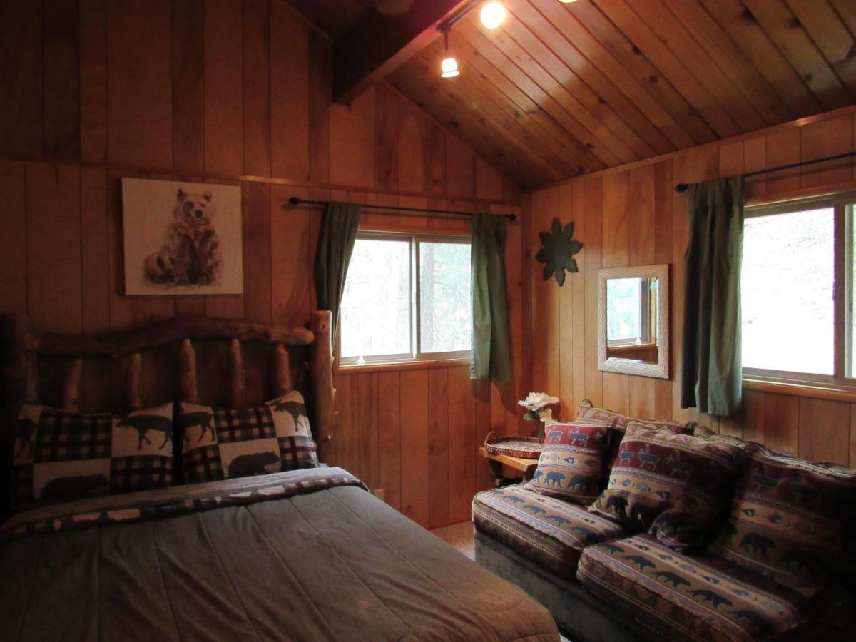 Hillside Hideaway -View Of Ski Slope From Charming Deck Big Bear Lake Exterior foto